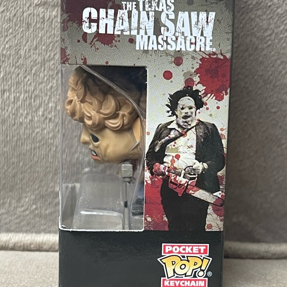 Leatherface Texas Chainsaw Massacre Funko.PocketPop Keychain Charm ScareFair NIB - Picture 6 of 7